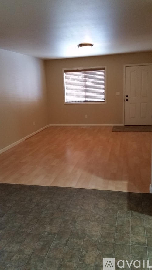 2918 North Tamarack Drive 3 Beds Townhouse for Rent - Photo gallery 4