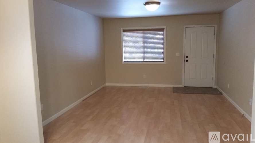 2918 North Tamarack Drive 3 Beds Townhouse for Rent - Photo gallery 5