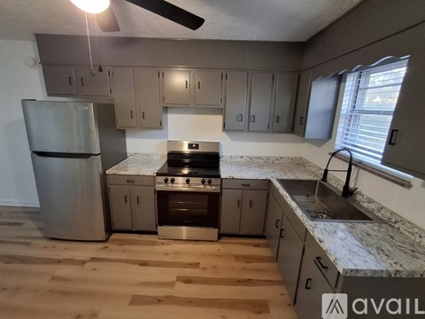 838-840 Jarnigan Avenue 2 Beds Apartment for Rent
