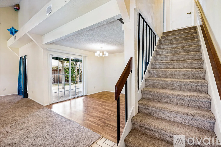 2610 Fallcreek Circle 4 Beds Single Family Home for Rent - Photo gallery 2