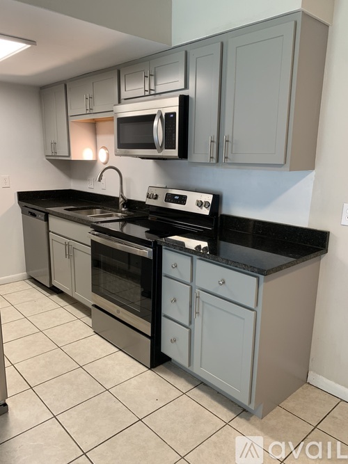 730 Ohio Pike 2 Beds Apartment for Rent - Photo gallery 1
