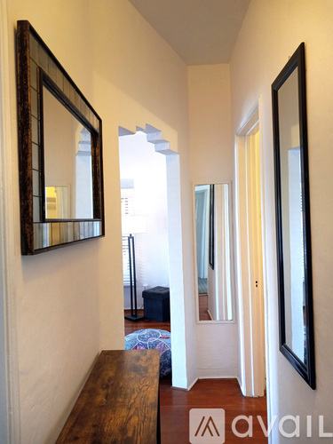 455 North Doheny Drive Studio Apartment for Rent - Photo gallery 4