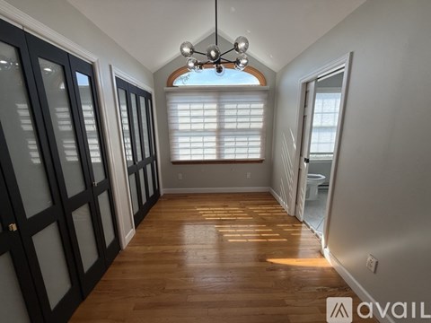 5 Woodland Rd 4 Beds Apartment for Rent
