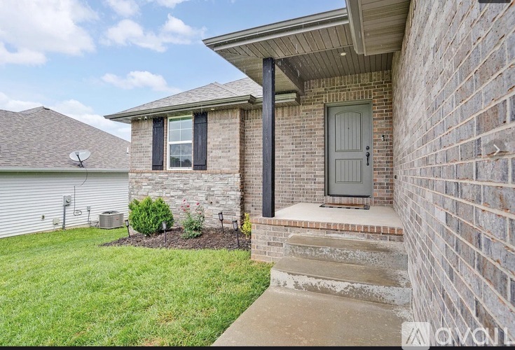 852 E Acacia Ln 4 Beds Single Family Home for Rent - Photo gallery 2