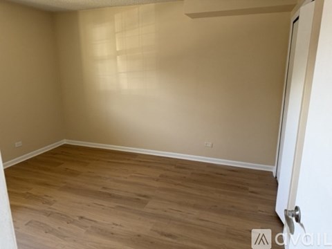 353 South Whispering Hills Drive 2 Beds Apartment for Rent