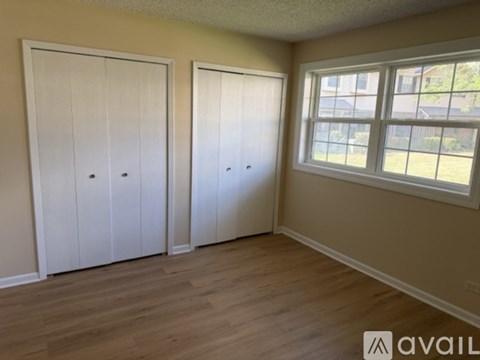 353 South Whispering Hills Drive 2 Beds Apartment for Rent