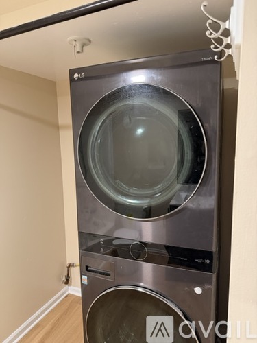 353 South Whispering Hills Drive 2 Beds Condo for Rent - Photo gallery 5