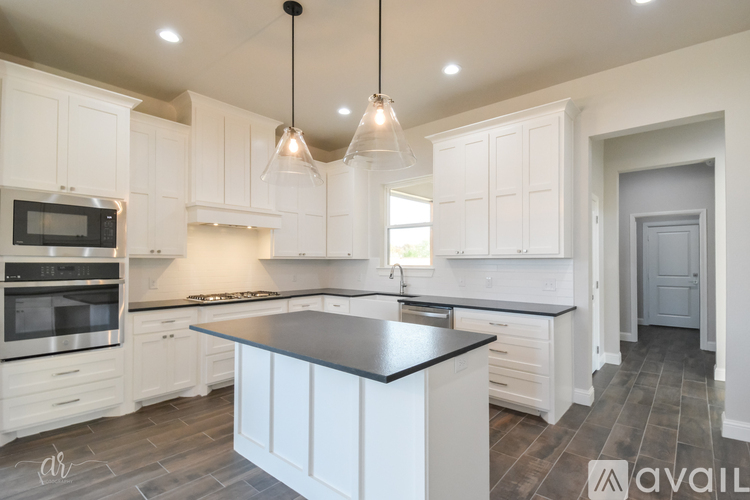 4021 Legacy Blvd 4 Beds Single Family Home for Rent - Photo gallery 4