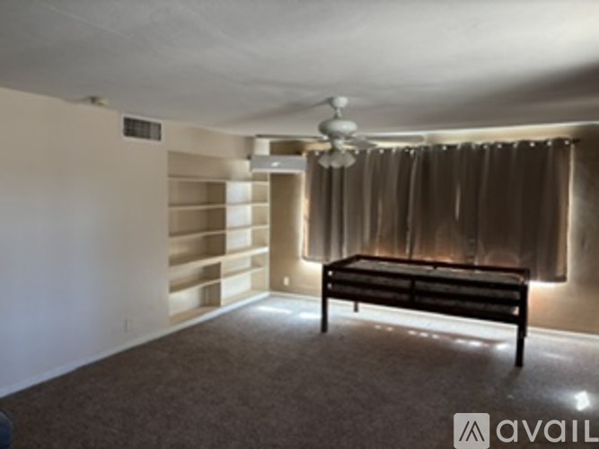1411 North Overfield Road 4 Beds Single Family Home for Rent - Photo gallery 3