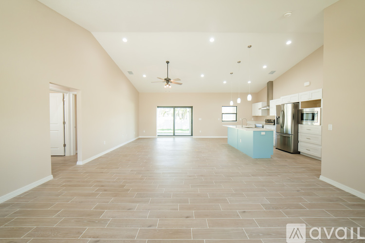 9408 Portillo Avenue 3 Beds Single Family Home for Rent - Photo gallery 2