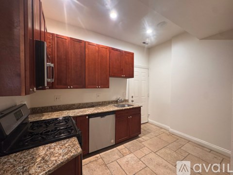 6508 N Claremont Ave 2 Beds Apartment for Rent
