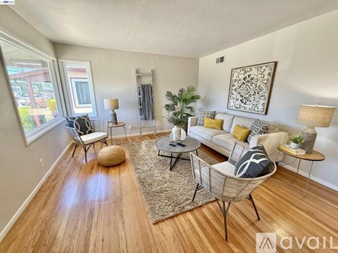 15350 Dewey St 3 Beds Apartment for Rent