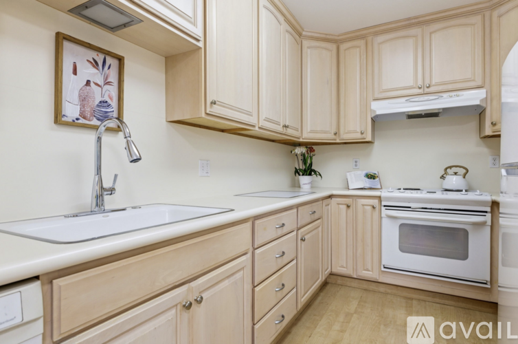 2340 Princeton Street 3 Beds Single Family Home for Rent - Photo gallery 4