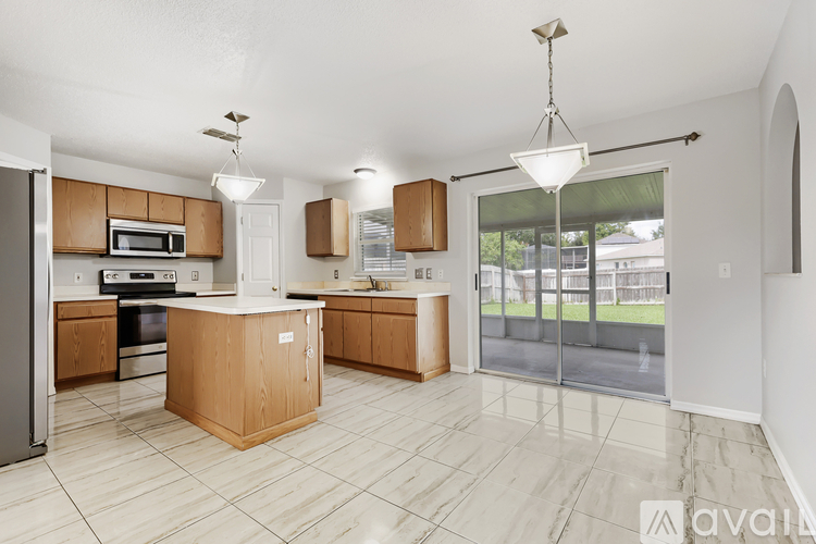 24813 Mary Beth Court 4 Beds Single Family Home for Rent - Photo gallery 4