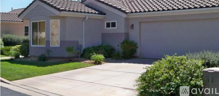 4406 Round Hill Drive 2 Beds Single Family Home for Rent - Photo gallery 1