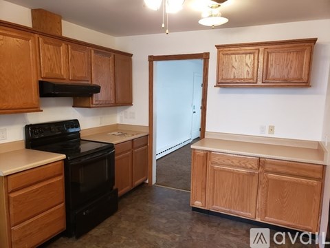 2201 East Roanoke Street 5 Beds Apartment for Rent