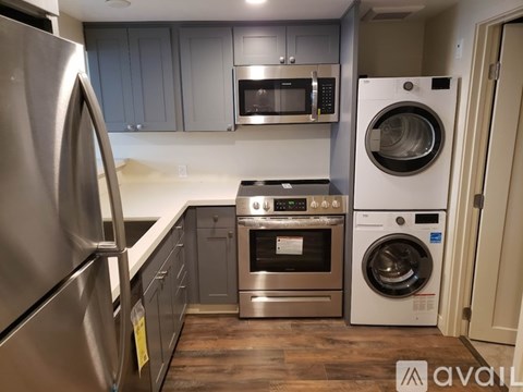 2201 East Roanoke Street 5 Beds Apartment for Rent