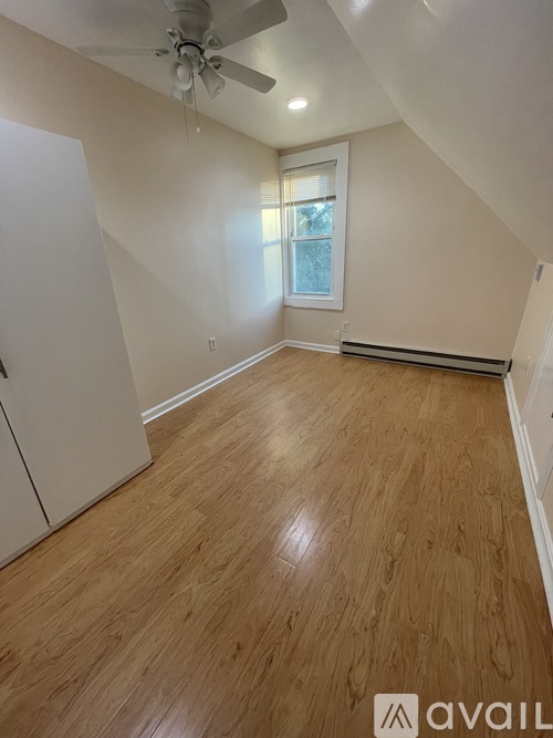 74 Sharon St 1 Apartment for Rent - Photo gallery 2