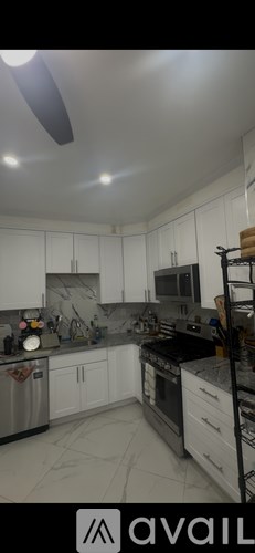 74 Sharon St 1 Apartment for Rent