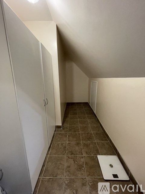 74 Sharon St 1 Apartment for Rent