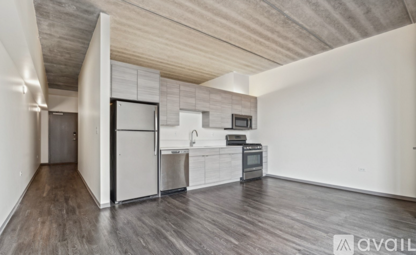 1922 N Milwaukee Ave 1 Apartment for Rent - Photo gallery 1