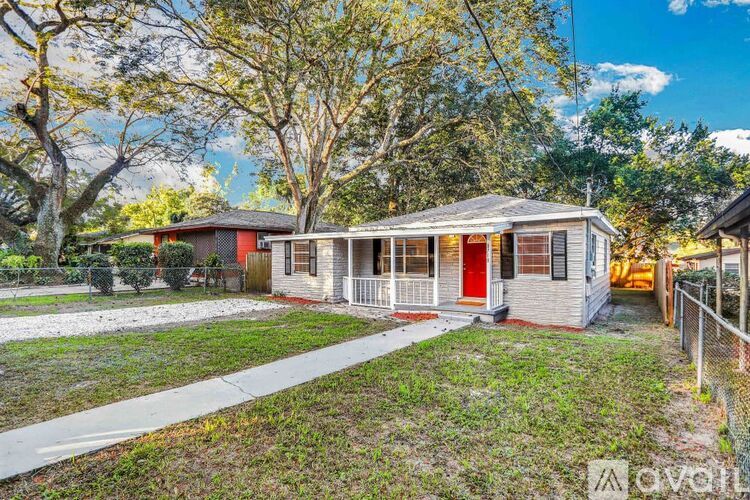 6508 Centerwalk Drive 3 Beds Single Family Home for Rent - Photo gallery 1