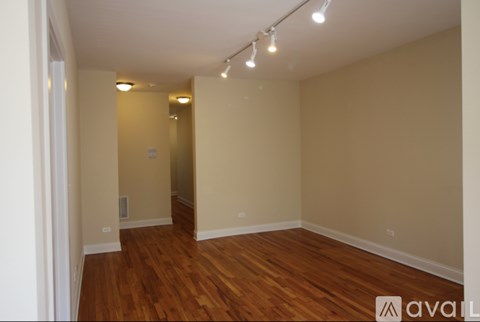 3214 W Argyle St 4 Beds Apartment for Rent