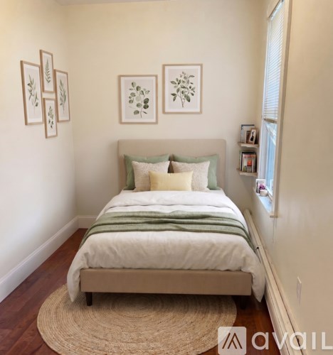 241 Maverick St 3 Beds Apartment for Rent