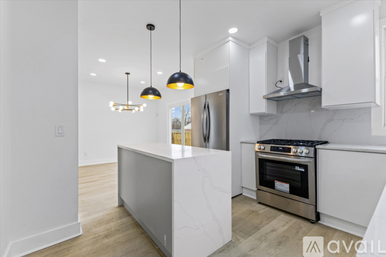 2554 Parker St 4 Beds Single Family Home for Rent - Photo gallery 1