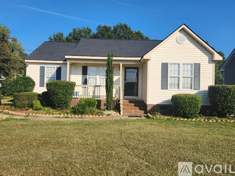 1402 Corbett Avenue Northeast 3 Beds Apartment for Rent