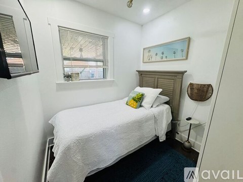 4211 South Drexel Avenue 5 Beds Apartment for Rent