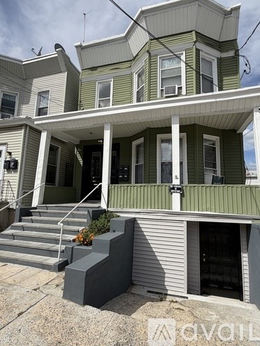 306 N High St 2 Beds Apartment for Rent