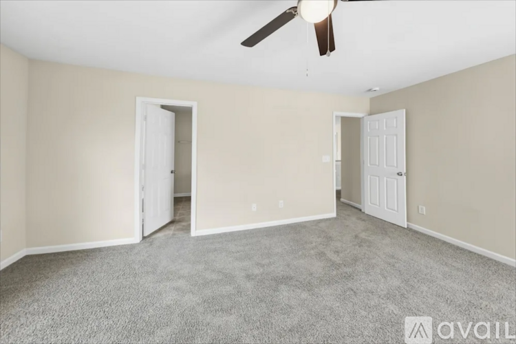 7614 Carrington Forest Ln 4 Beds Single Family Home for Rent - Photo gallery 4