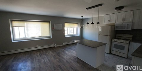 775 Jefferson Avenue 2 Beds Apartment for Rent