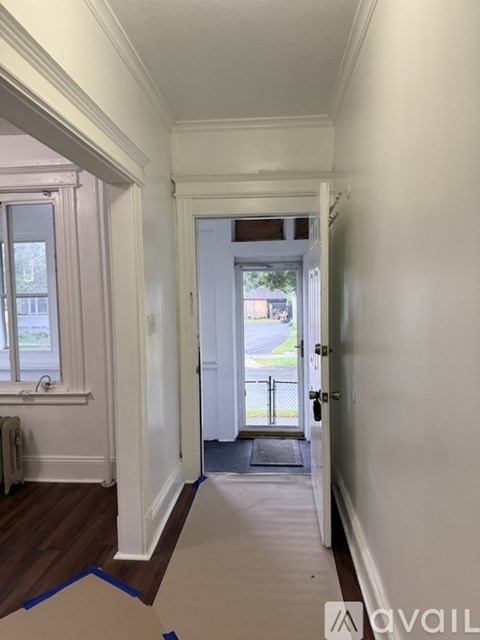 70 Burnham Street 2 Beds Apartment for Rent