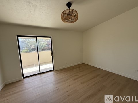 2412 1/2 Hidden Valley Drive 3 Beds Apartment for Rent