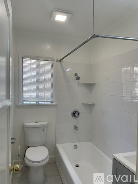 10810 South Manhattan Place 1 Apartment for Rent