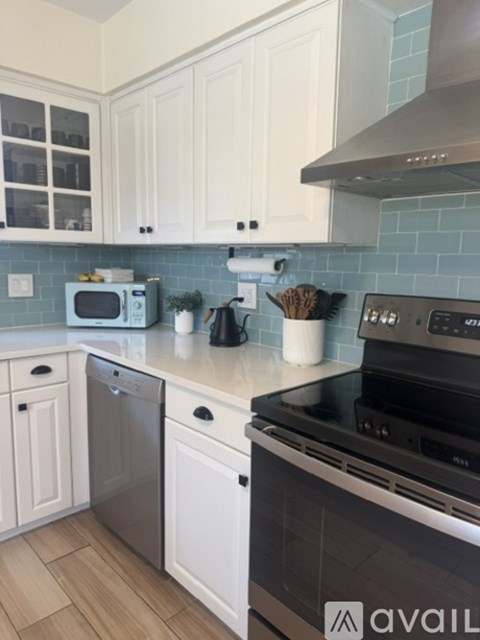 10835 Seminole Dr N 3 Beds Apartment for Rent