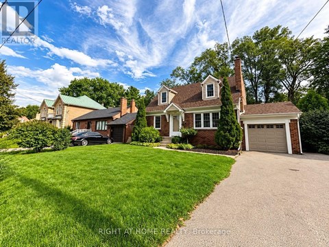 (MAIN FLOOR) - 1489 APPLEWOOD ROAD 3 Beds Apartment for Rent