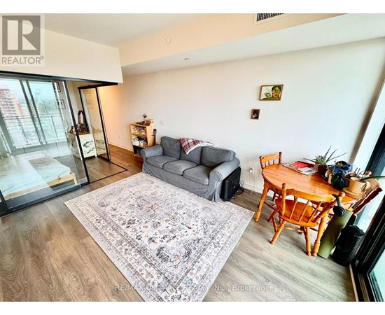 1215 - 181 STERLING ROAD 2 Beds Apartment, Condo, Home for Rent - Photo gallery 1