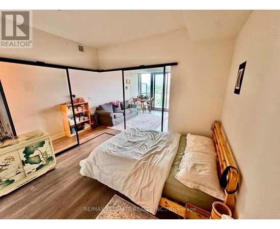 1215 - 181 STERLING ROAD 2 Beds Apartment, Condo, Home for Rent - Photo gallery 4