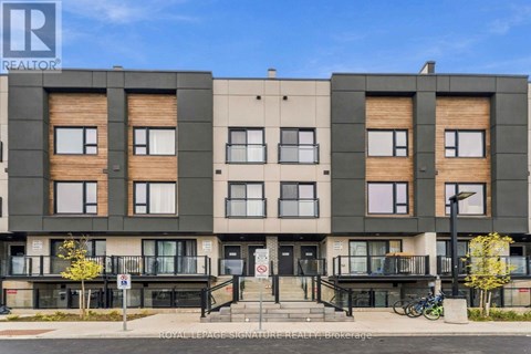 307C - 16 MELBOURNE AVENUE 3 Beds Apartment for Rent