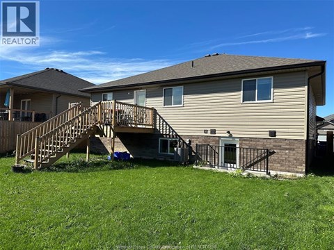 1076 LUBLIN AVENUE 5 Beds Apartment for Rent