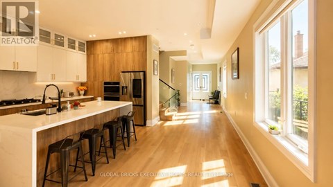 25A PINE AVENUE N 5 Beds Apartment for Rent