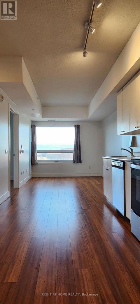 513 - 1 WELLINGTON STREET 2 Beds Apartment for Rent