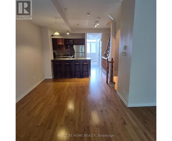 1046 REDTAIL PRIVATE 2 Beds Condo, Home, Townhouse for Rent - Photo gallery 2