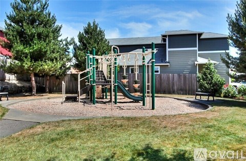 1513 Farina Loop Southeast 3 Beds Apartment for Rent
