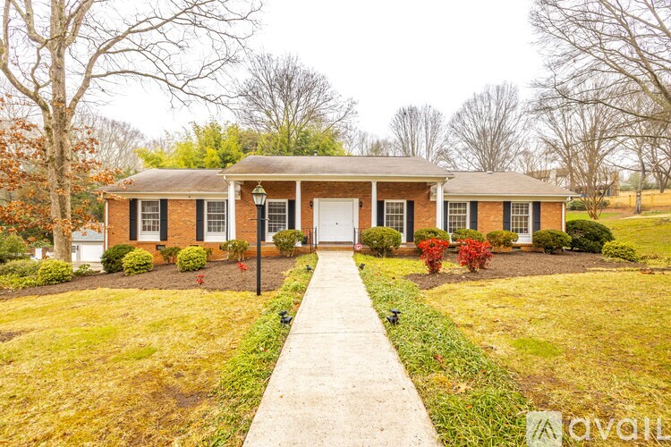1400 East Barden Road 4 Beds Single Family Home for Rent - Photo gallery 1