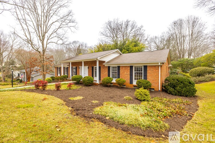 1400 East Barden Road 4 Beds Single Family Home for Rent - Photo gallery 2