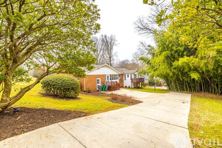 1400 East Barden Road 4 Beds Single Family Home for Rent - Photo gallery 3